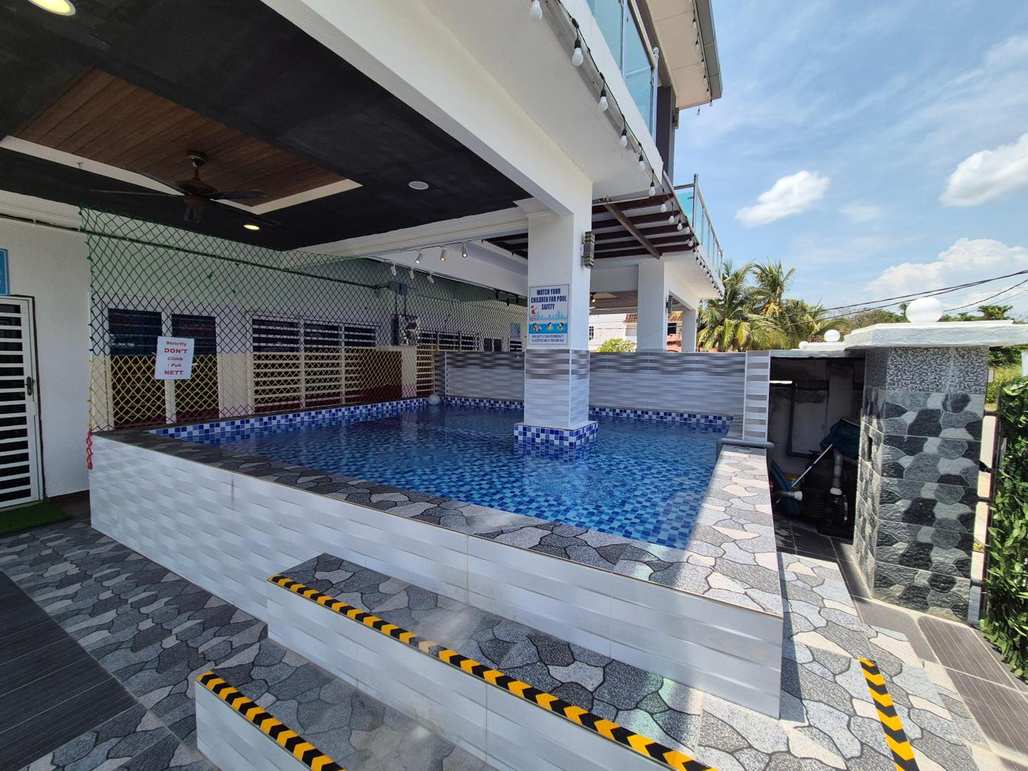 Dual Key Villa 4R I 5R I 9R,10-46Pax Healing Space Bbq,Steamboat,Karaoke,Pool, Arcadegame Port Dickson Exterior foto