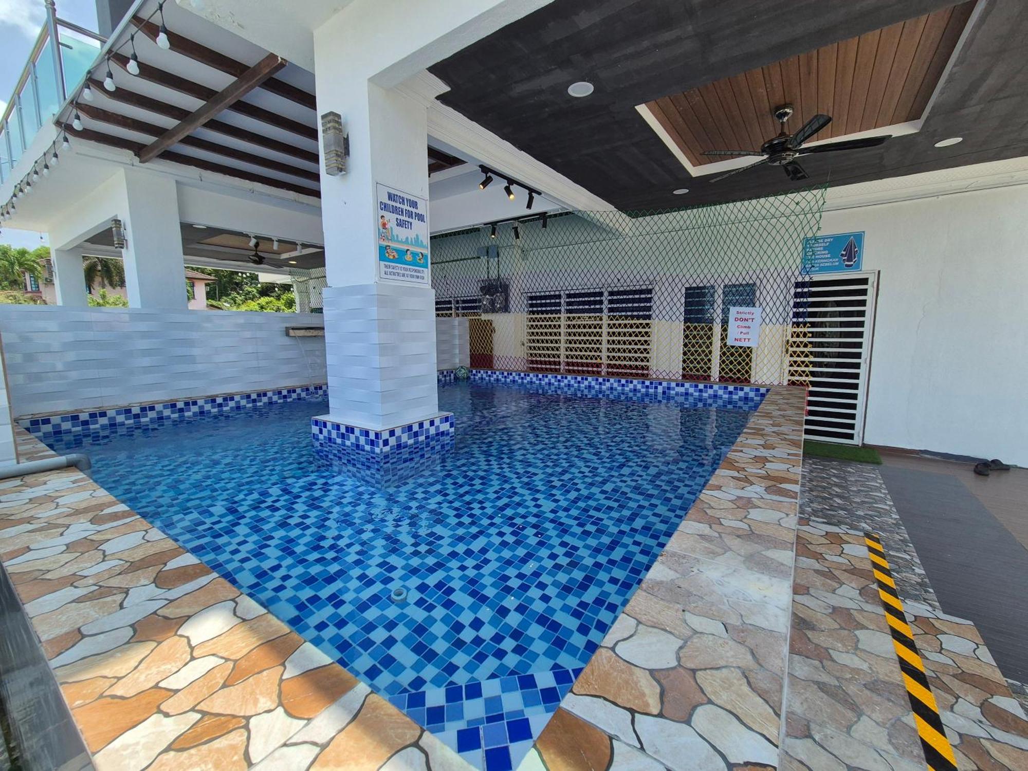 Dual Key Villa 4R I 5R I 9R,10-46Pax Healing Space Bbq,Steamboat,Karaoke,Pool, Arcadegame Port Dickson Exterior foto